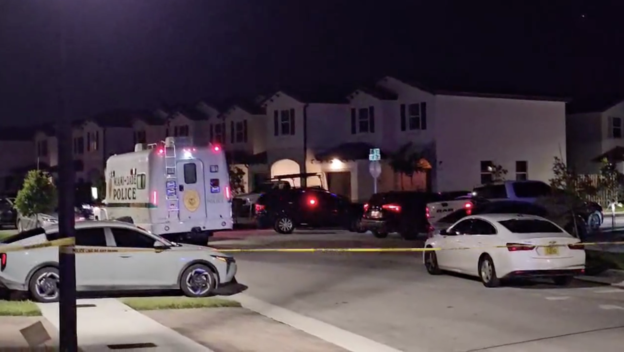 Video shows moments before deputy fires at suspected carjackers in Homestead: MDSO